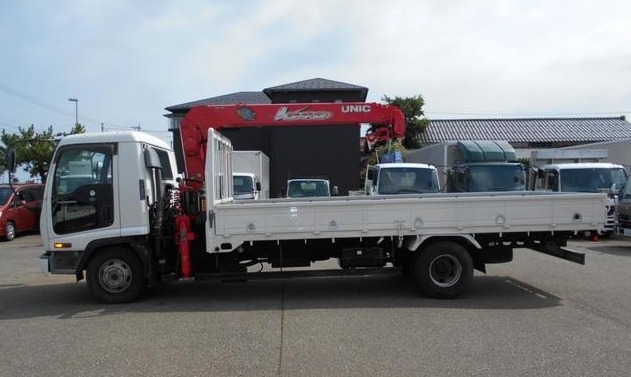 2004 ISUZU Forward Cargo Crane Truck